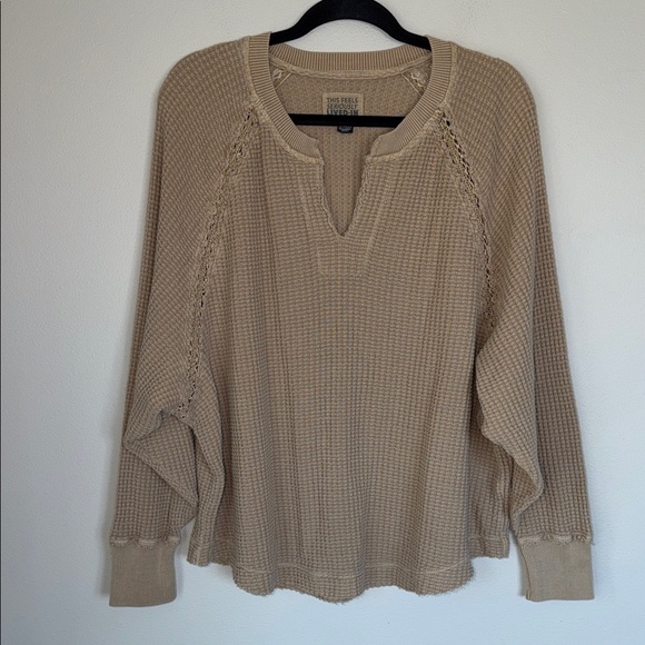 American Eagle Outfitters Tops - American Eagle Seriously Lived In Waffle Knit Oversized Sweatshirt